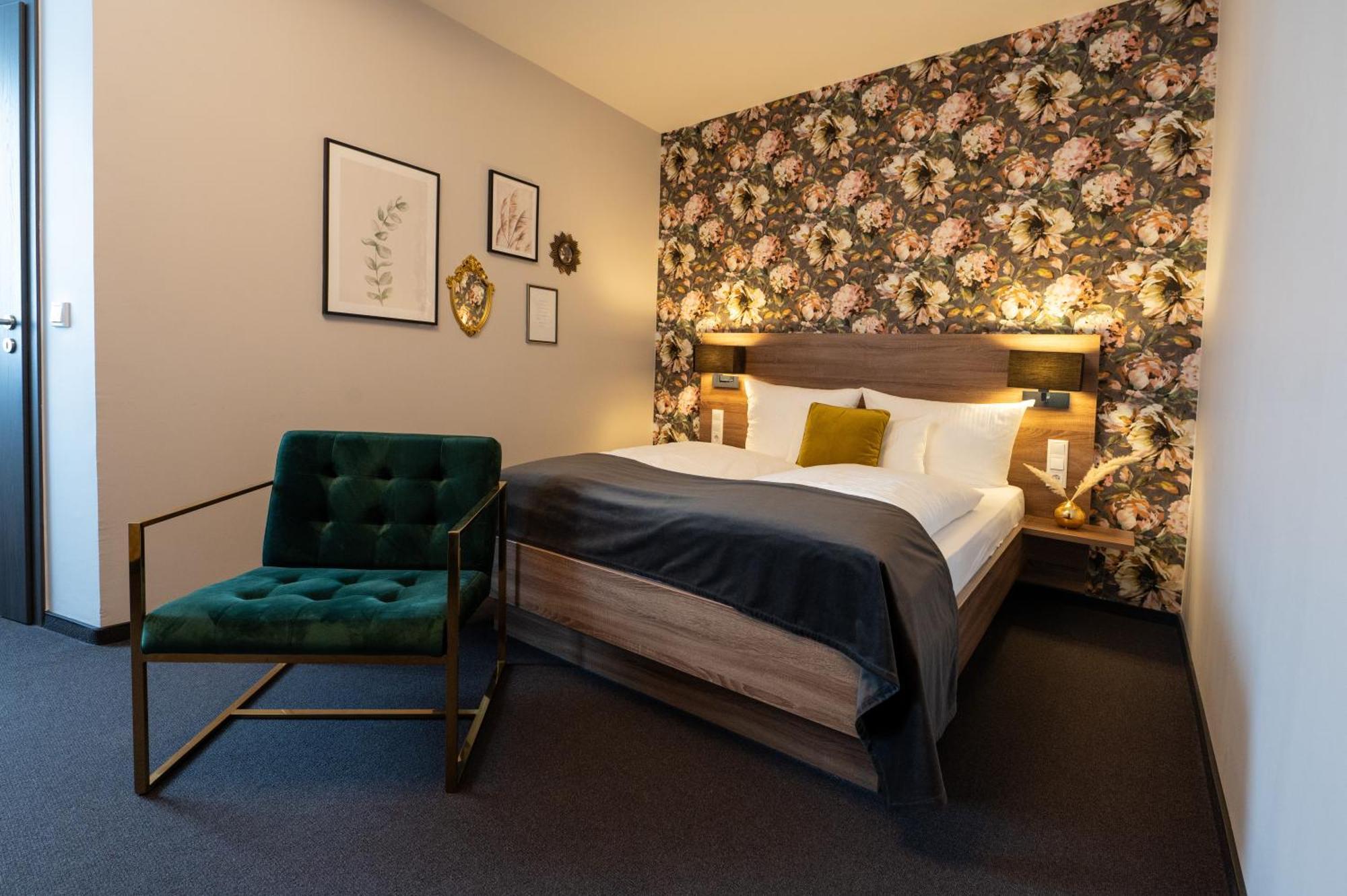 V Boutique Hotel Boeblingen Ngoại thất bức ảnh