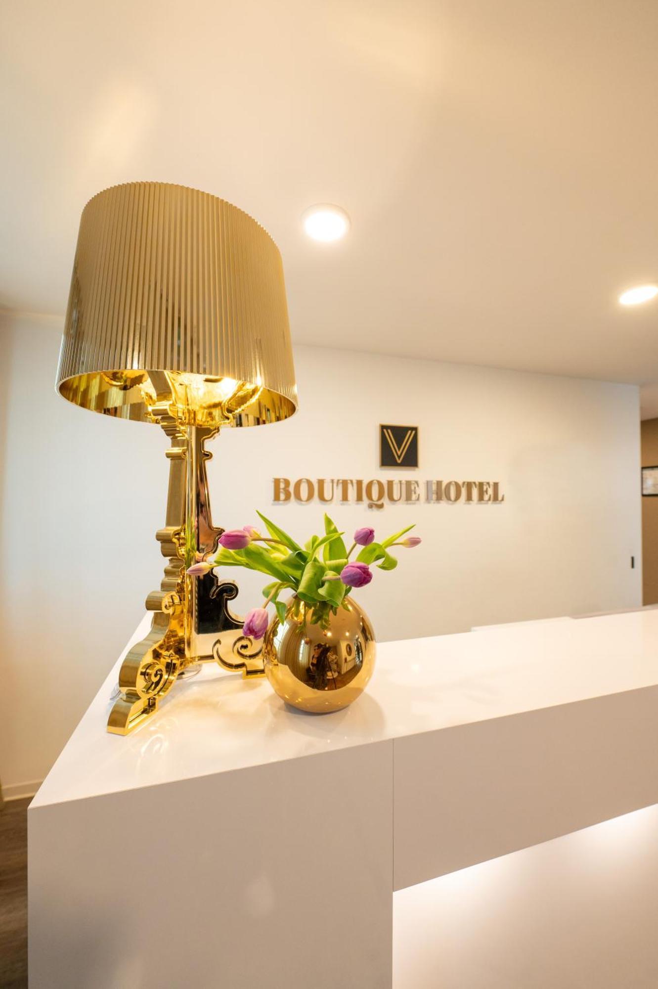 V Boutique Hotel Boeblingen Ngoại thất bức ảnh