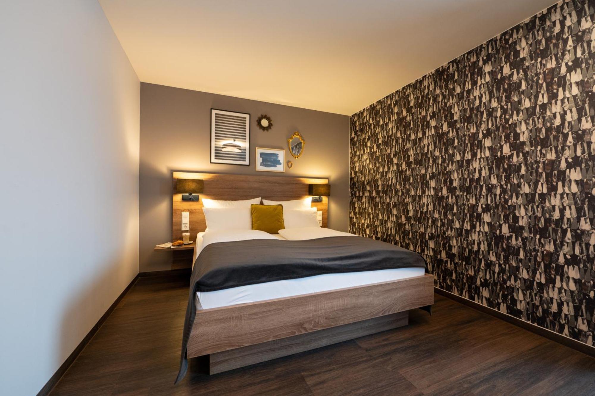V Boutique Hotel Boeblingen Ngoại thất bức ảnh
