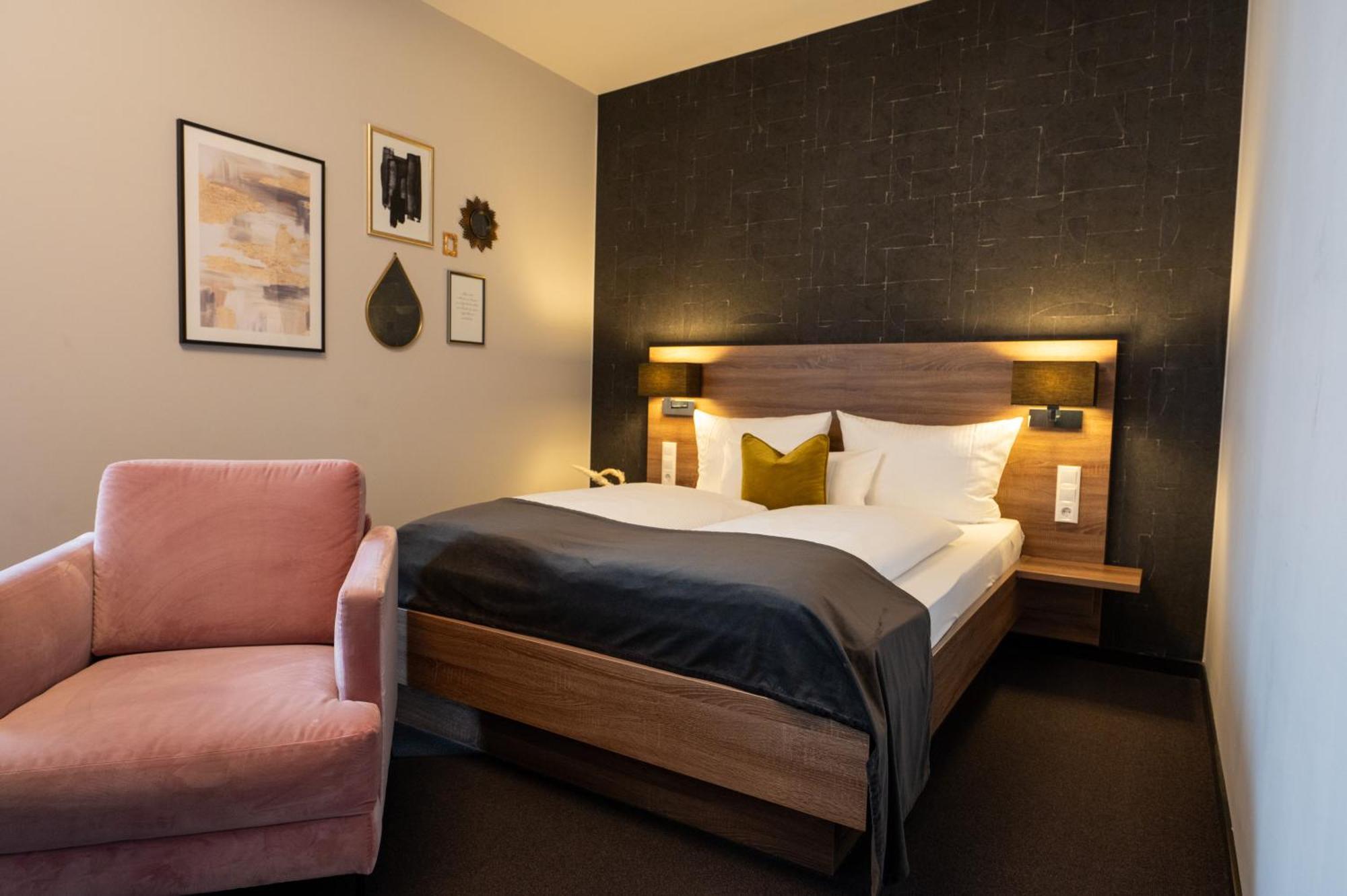 V Boutique Hotel Boeblingen Ngoại thất bức ảnh