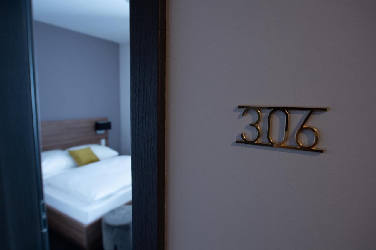 V Boutique Hotel Boeblingen Ngoại thất bức ảnh